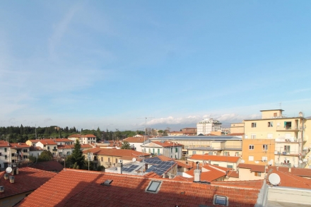 Appartamento 100 mq con terrazzo di 20 mq. e vista panoramica al quarto ed ultimo piano  (1)